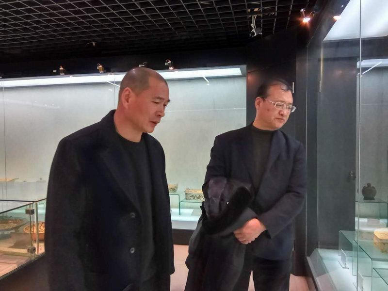 河南省民协副主席、许昌市文联主席刘平一行来访参观博物馆